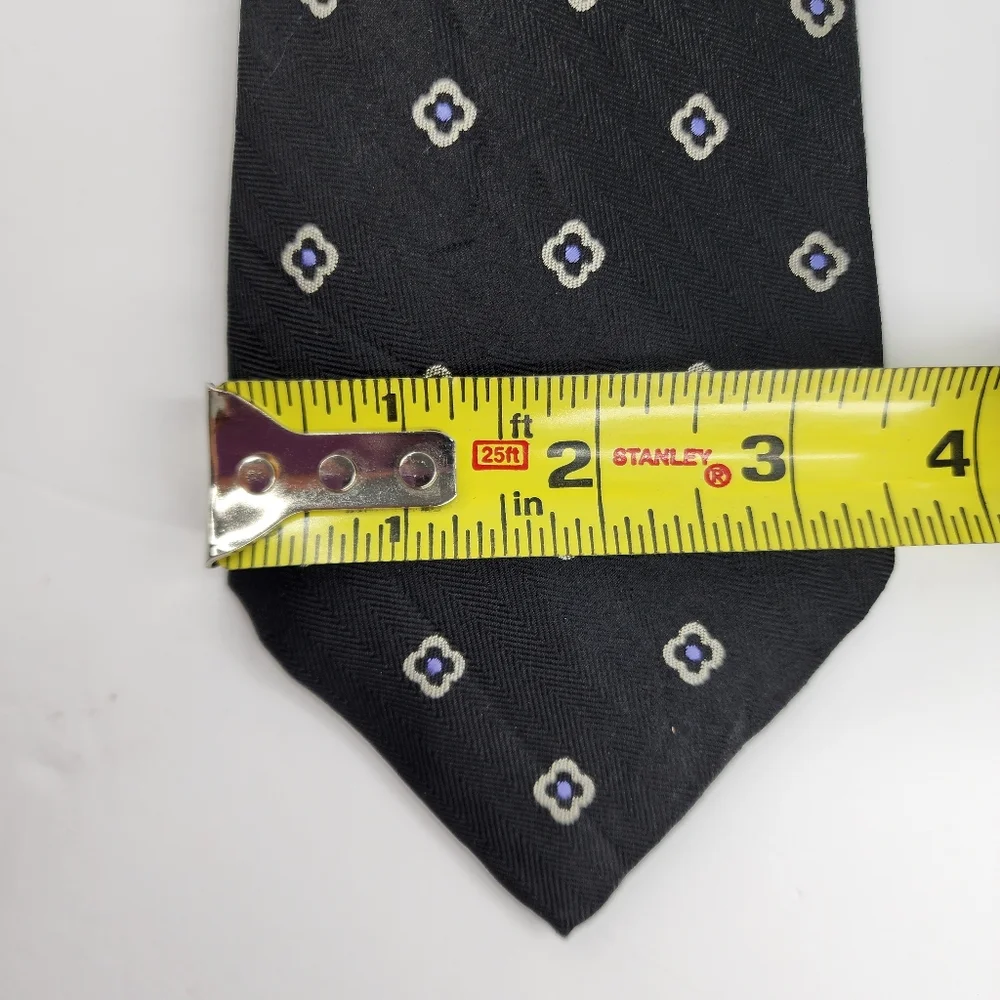 RALPH LAUREN Black Silk Tie.